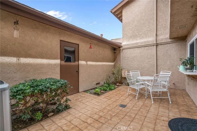 10330 Downey 10, Downey, CA 90241