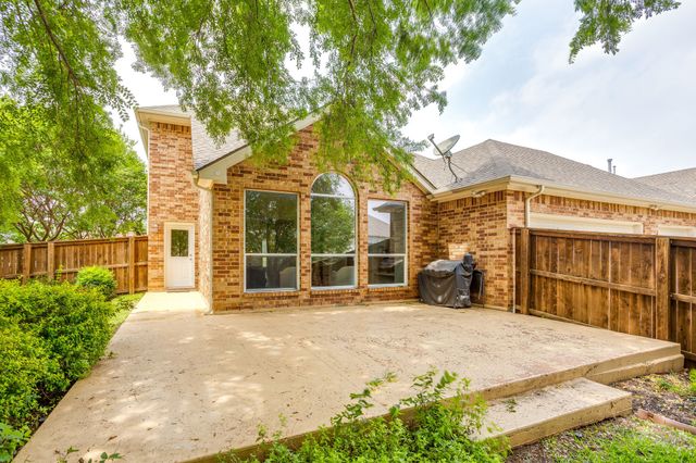10500 Crawford Farms Drive, Fort Worth, TX 76244
