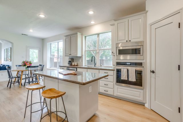 10500 Crawford Farms Drive, Fort Worth, TX 76244