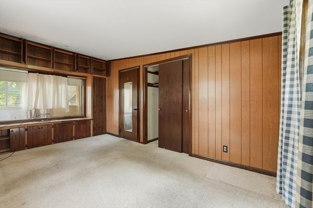 3 Point St, Freetown, MA 02702