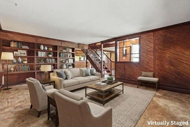 3 Point St, Freetown, MA 02702