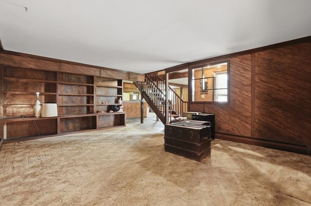 3 Point St, Freetown, MA 02702