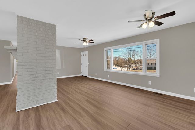 1604 Valley Rd, Shelbyville, TN 37160