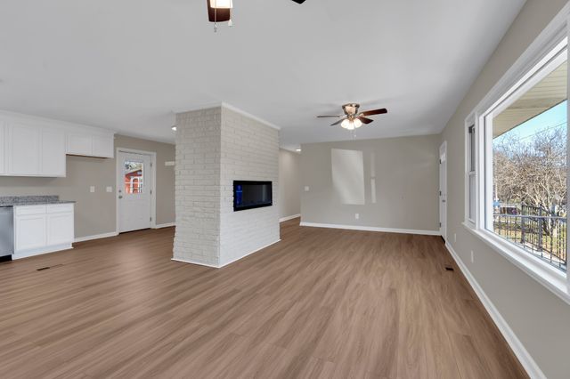 1604 Valley Rd, Shelbyville, TN 37160