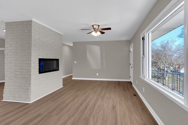 1604 Valley Rd, Shelbyville, TN 37160