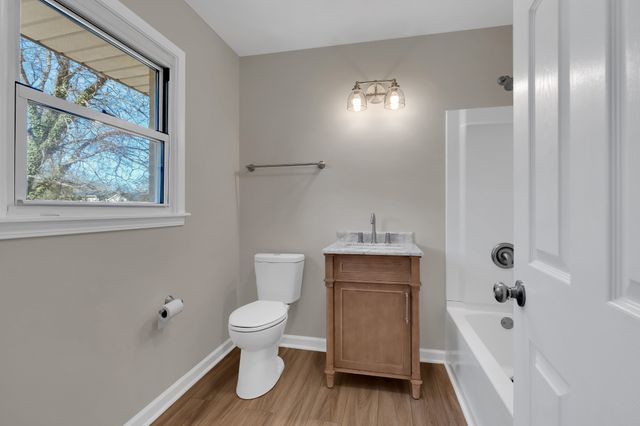 1604 Valley Rd, Shelbyville, TN 37160