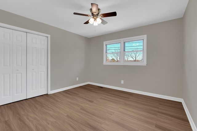 1604 Valley Rd, Shelbyville, TN 37160