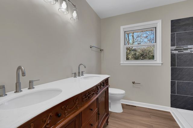 1604 Valley Rd, Shelbyville, TN 37160