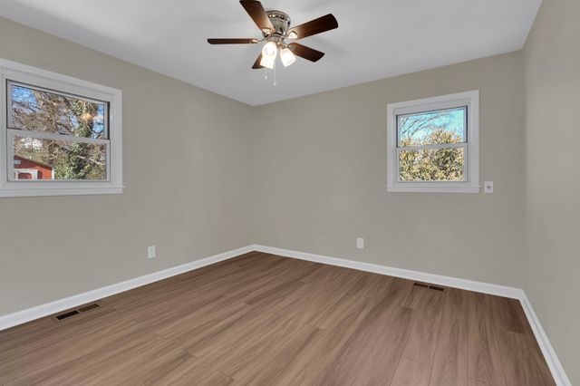 1604 Valley Rd, Shelbyville, TN 37160