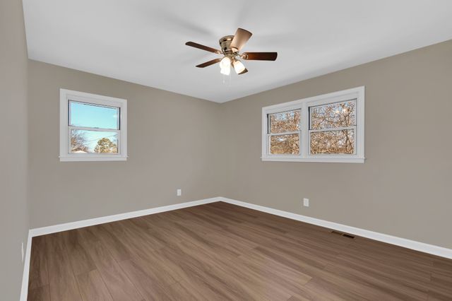 1604 Valley Rd, Shelbyville, TN 37160