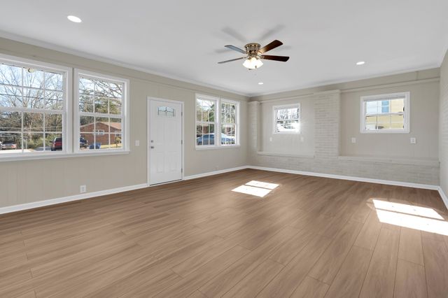 1604 Valley Rd, Shelbyville, TN 37160