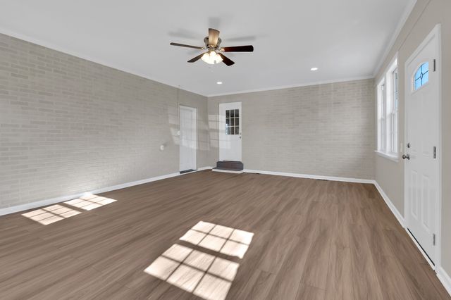 1604 Valley Rd, Shelbyville, TN 37160