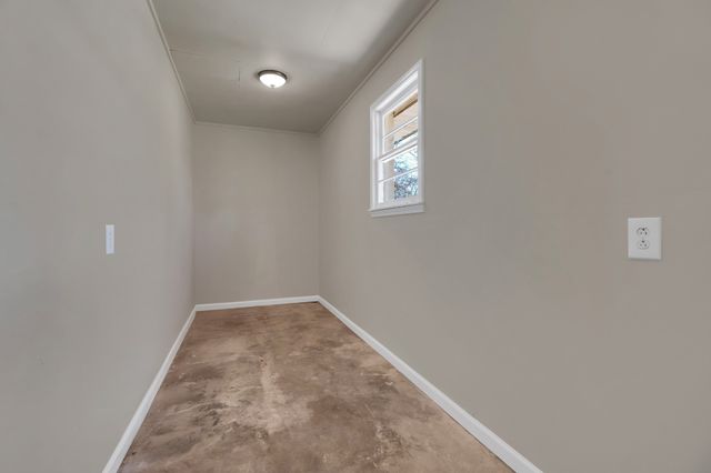 1604 Valley Rd, Shelbyville, TN 37160