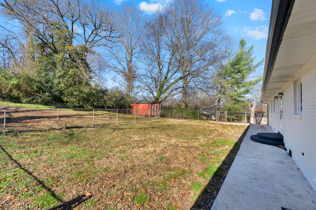 1604 Valley Rd, Shelbyville, TN 37160