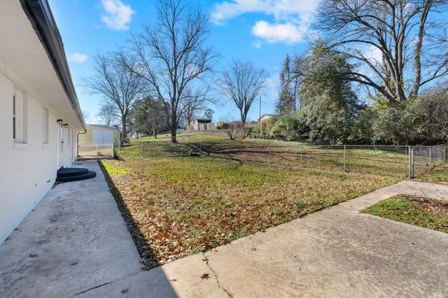 1604 Valley Rd, Shelbyville, TN 37160