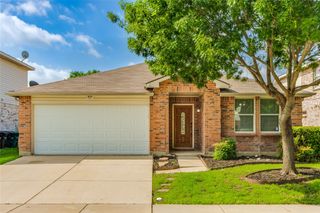 1720 Rialto Way, Fort Worth, TX 76247