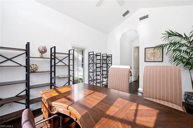 2540 Half Moon WALK, Naples, FL 34102
