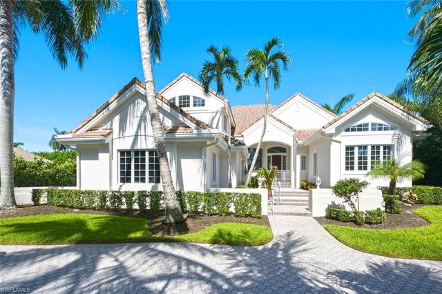 2540 Half Moon WALK, Naples, FL 34102