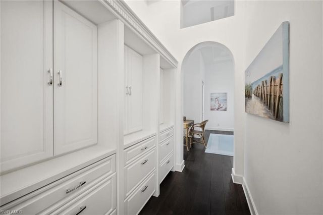 2540 Half Moon WALK, Naples, FL 34102
