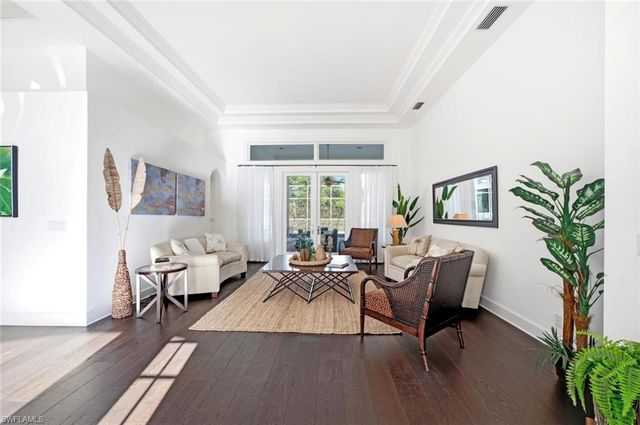 2540 Half Moon WALK, Naples, FL 34102
