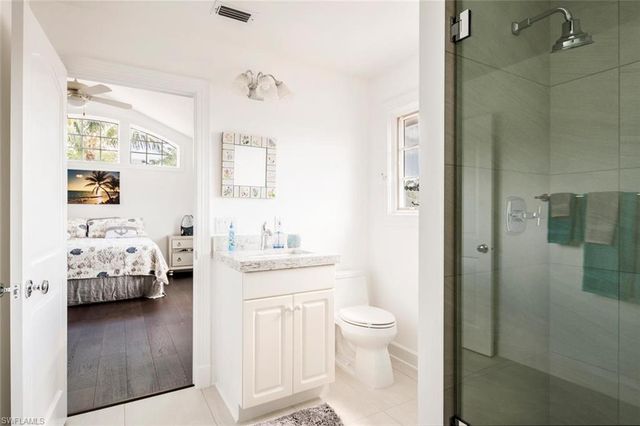 2540 Half Moon WALK, Naples, FL 34102