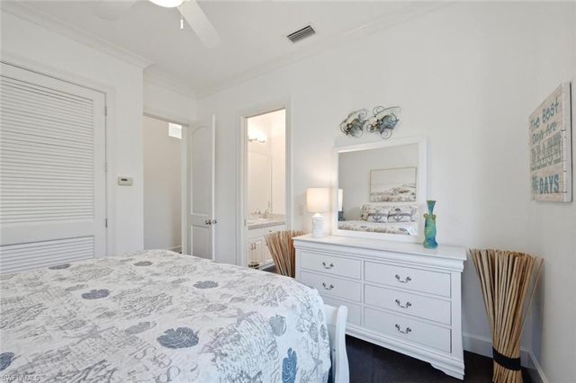 2540 Half Moon WALK, Naples, FL 34102