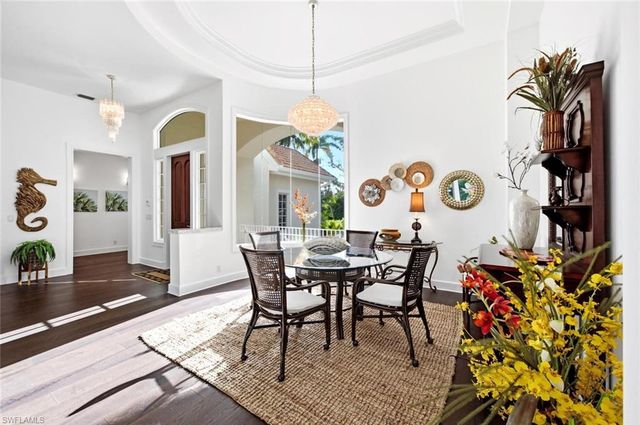 2540 Half Moon WALK, Naples, FL 34102