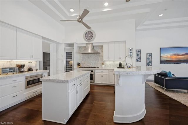 2540 Half Moon WALK, Naples, FL 34102