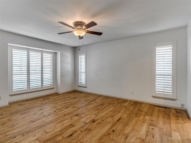 711 Landsdowne Court, Norman, OK 73072