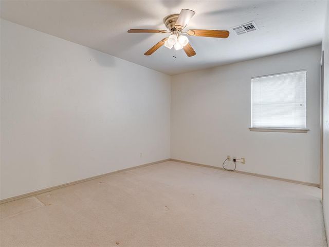 711 Landsdowne Court, Norman, OK 73072