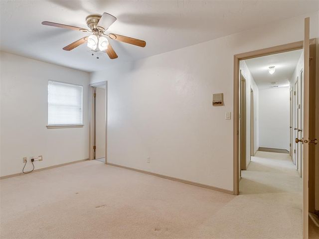 711 Landsdowne Court, Norman, OK 73072