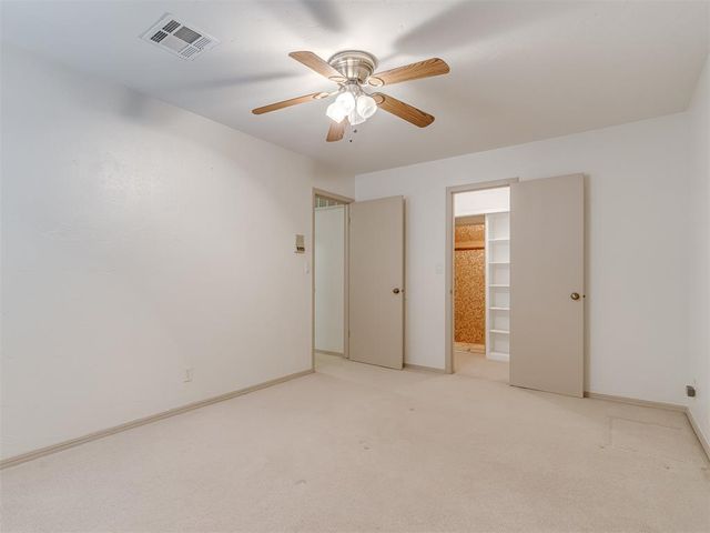 711 Landsdowne Court, Norman, OK 73072