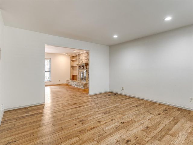 711 Landsdowne Court, Norman, OK 73072