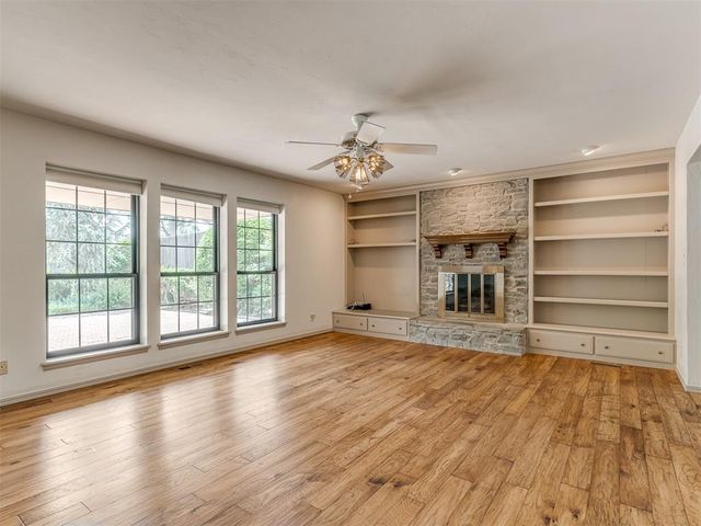 711 Landsdowne Court, Norman, OK 73072