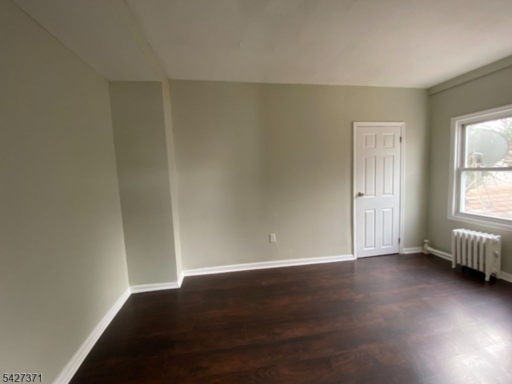 124 Spruce St, Bloomfield Twp., NJ 07003 — photo 2
