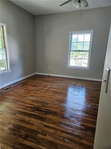 108 W Foster Avenue, Dallas, GA 30132
