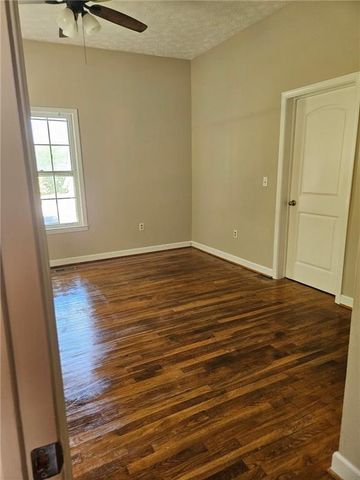 108 W Foster Avenue, Dallas, GA 30132