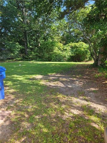 108 W Foster Avenue, Dallas, GA 30132