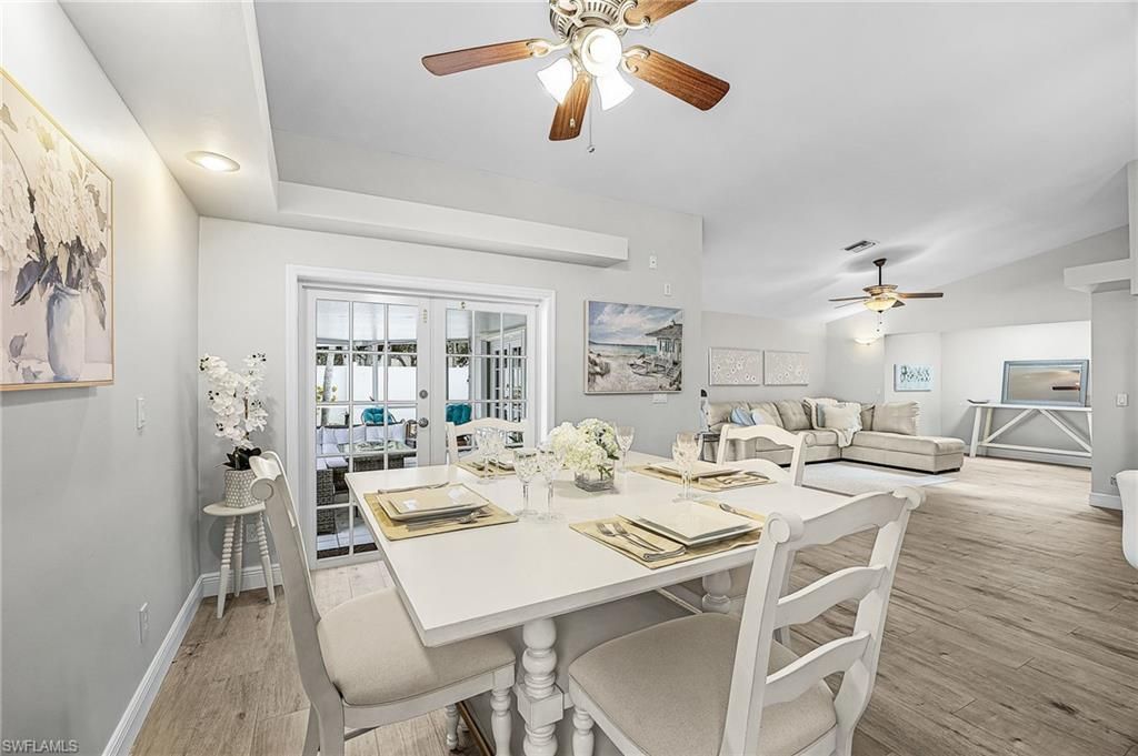 1178 Jardin DR, Naples, FL 34104