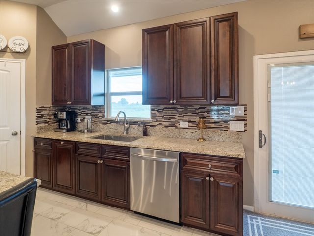 140 Daniel DR, Bertram, TX 78605