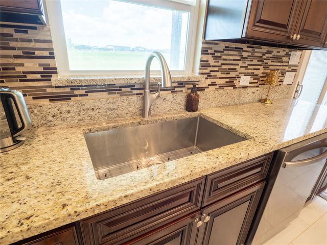 140 Daniel DR, Bertram, TX 78605