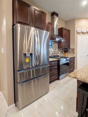 140 Daniel DR, Bertram, TX 78605