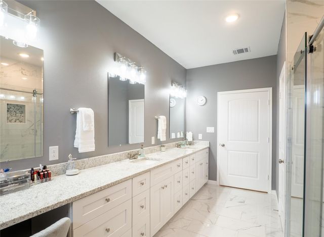 140 Daniel DR, Bertram, TX 78605