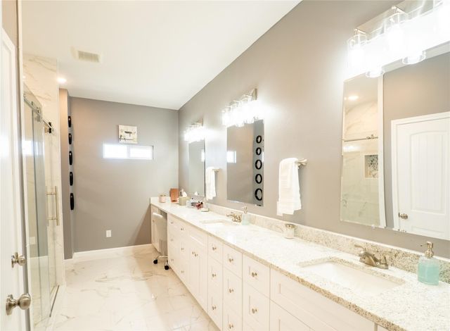 140 Daniel DR, Bertram, TX 78605