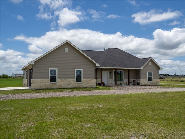 140 Daniel DR, Bertram, TX 78605