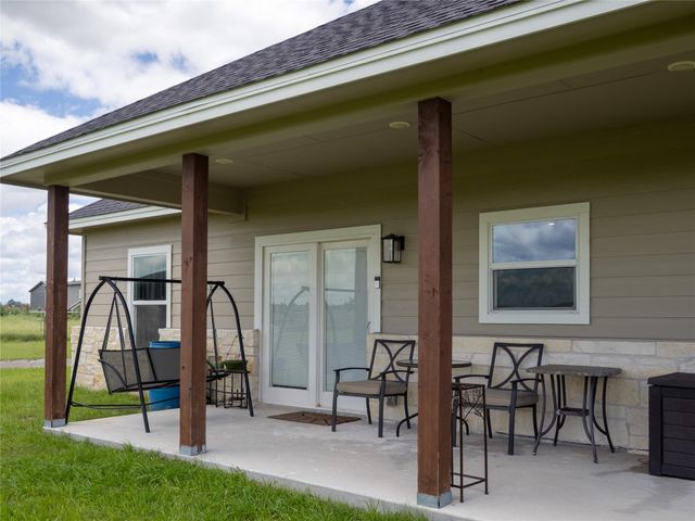 140 Daniel DR, Bertram, TX 78605