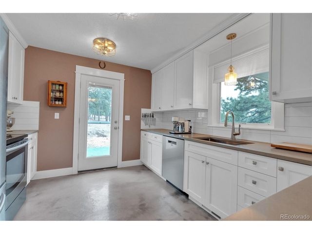 7479 Pine Crest Dr, Kiowa, CO 80117