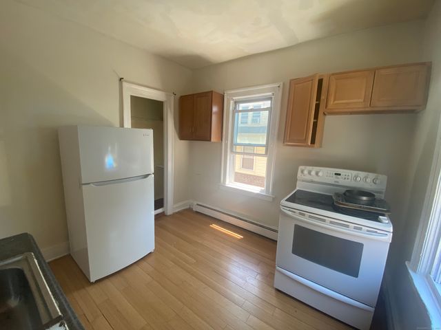 109 Blue Hills Avenue, Hartford, CT 06112