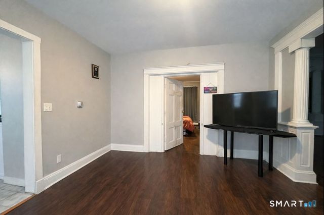 109 Blue Hills Avenue, Hartford, CT 06112