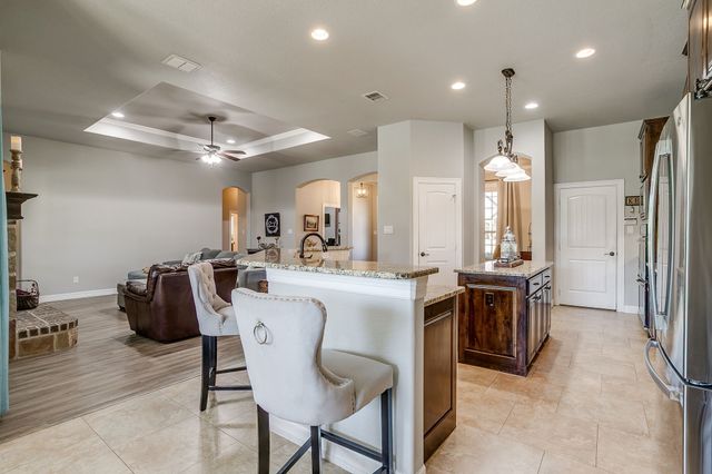 531 Parker Oaks Lane, Weatherford, TX 76087